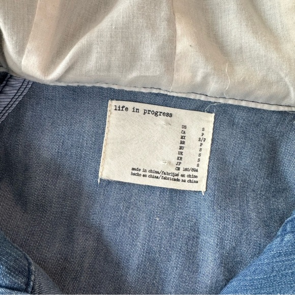 Life‎ in Progress Hooded Oversized Denim Jacket Sz Small - Picture 2 of 4